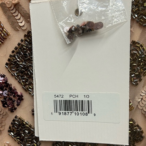 Mac Duggal 5472 NWT GEO EMBELLISHED MIDI SHEATH DRESS - Picture 7 of 8